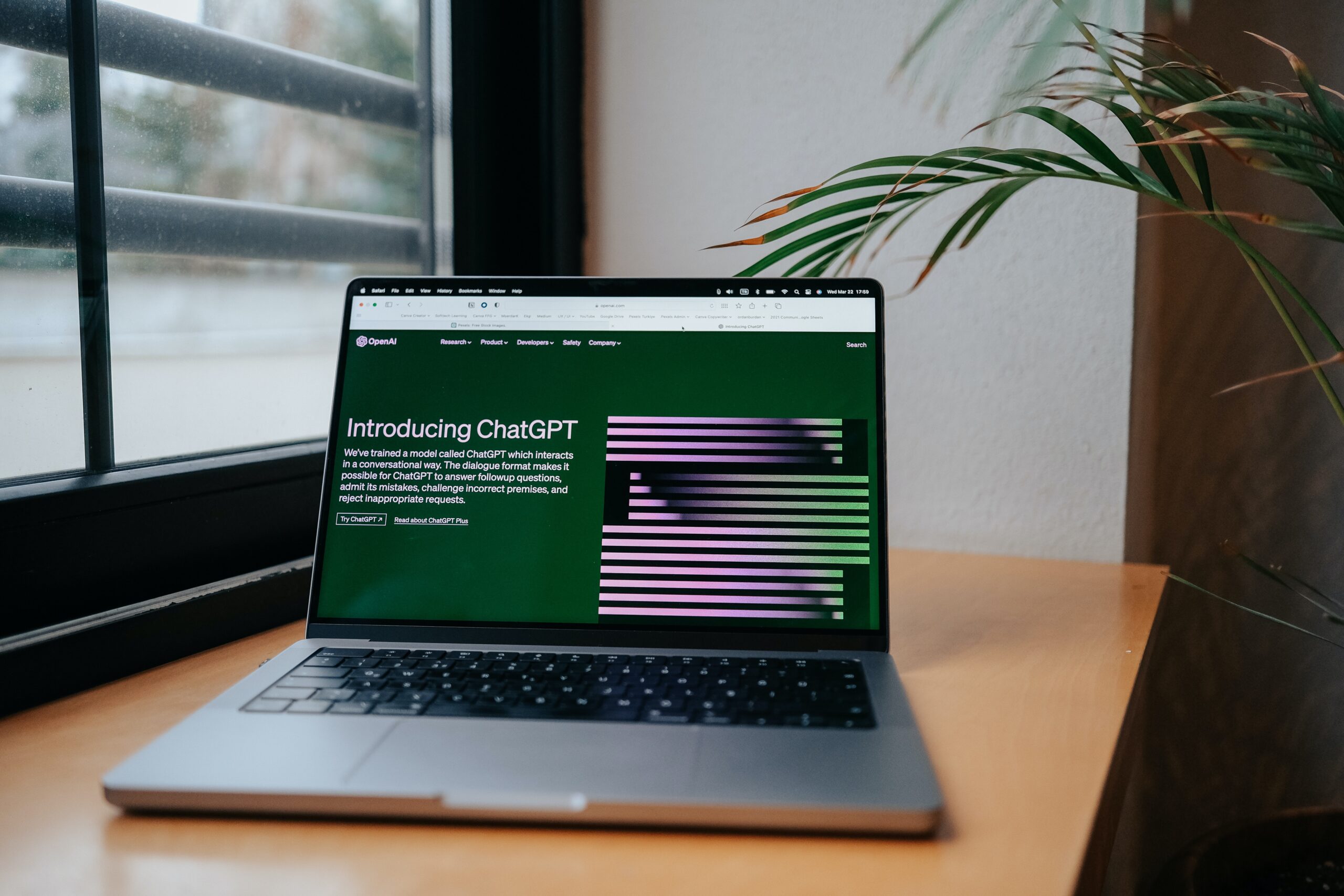 ChatGPT in Communications